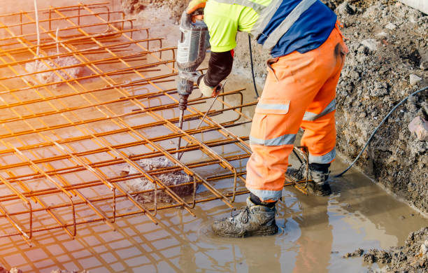 Best Concrete Installation Cost  in Reedley, CA